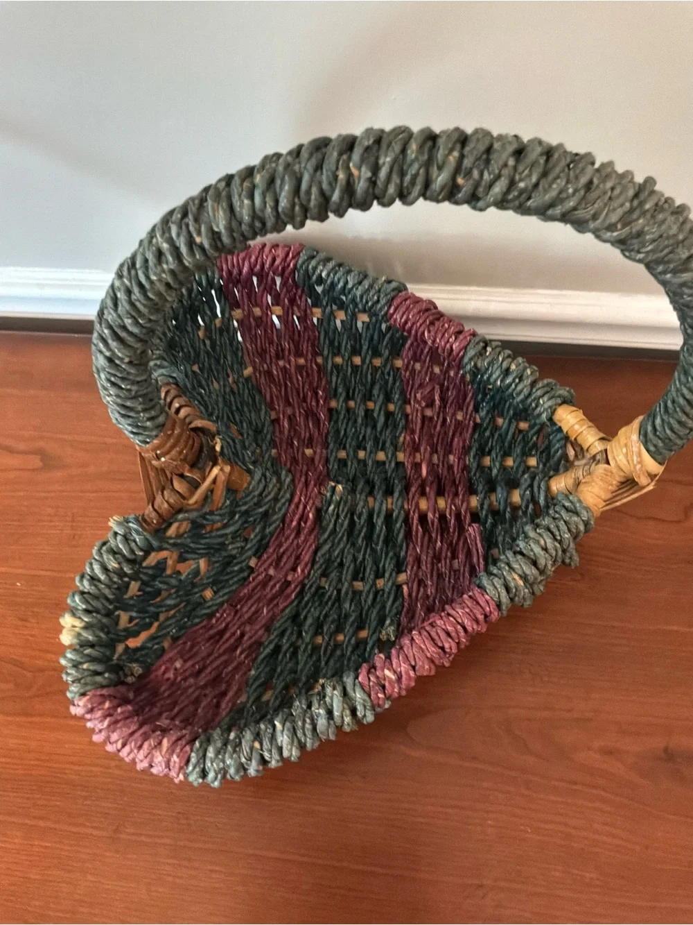 Dark Teal& Light Purple Heart-Shaped Woven Basket